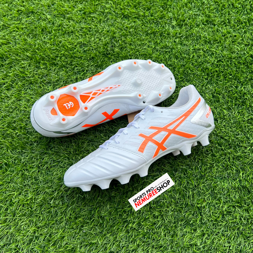 ASICS Soccer Shoes DS LIGHT (WHITE/SHOCKING ORANGE) - Sports Pro Nemuree Shop - Online Sports Store