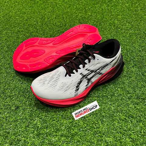 ASICS Men Running Shoes NOVABLAST 3 (WHITE/BLACK/RED) - Sports Pro Nemuree Shop - Online Sports Store