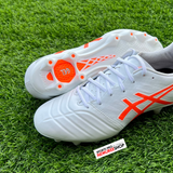 ASICS Soccer Shoes DS LIGHT CLUB+ (WHITE/SHOCKING ORANGE) - Sports Pro Nemuree Shop - Online Sports Store