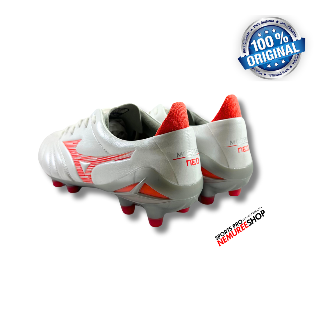 MIZUNO Soccer Shoes MORELIA NEO 4 ELITE (WHITE/RADIANT RED) - Nemuree Shop - Online Sports Store