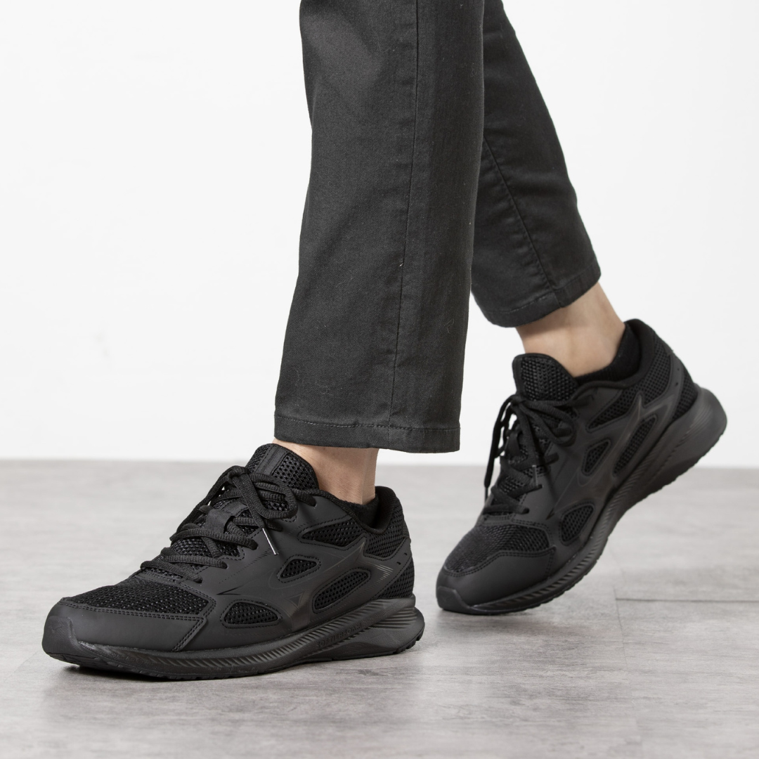 MIZUNO Running Shoes MAXIMIZER 26 (BLACK/BLACK) - Nemuree Shop - Online Sports Store