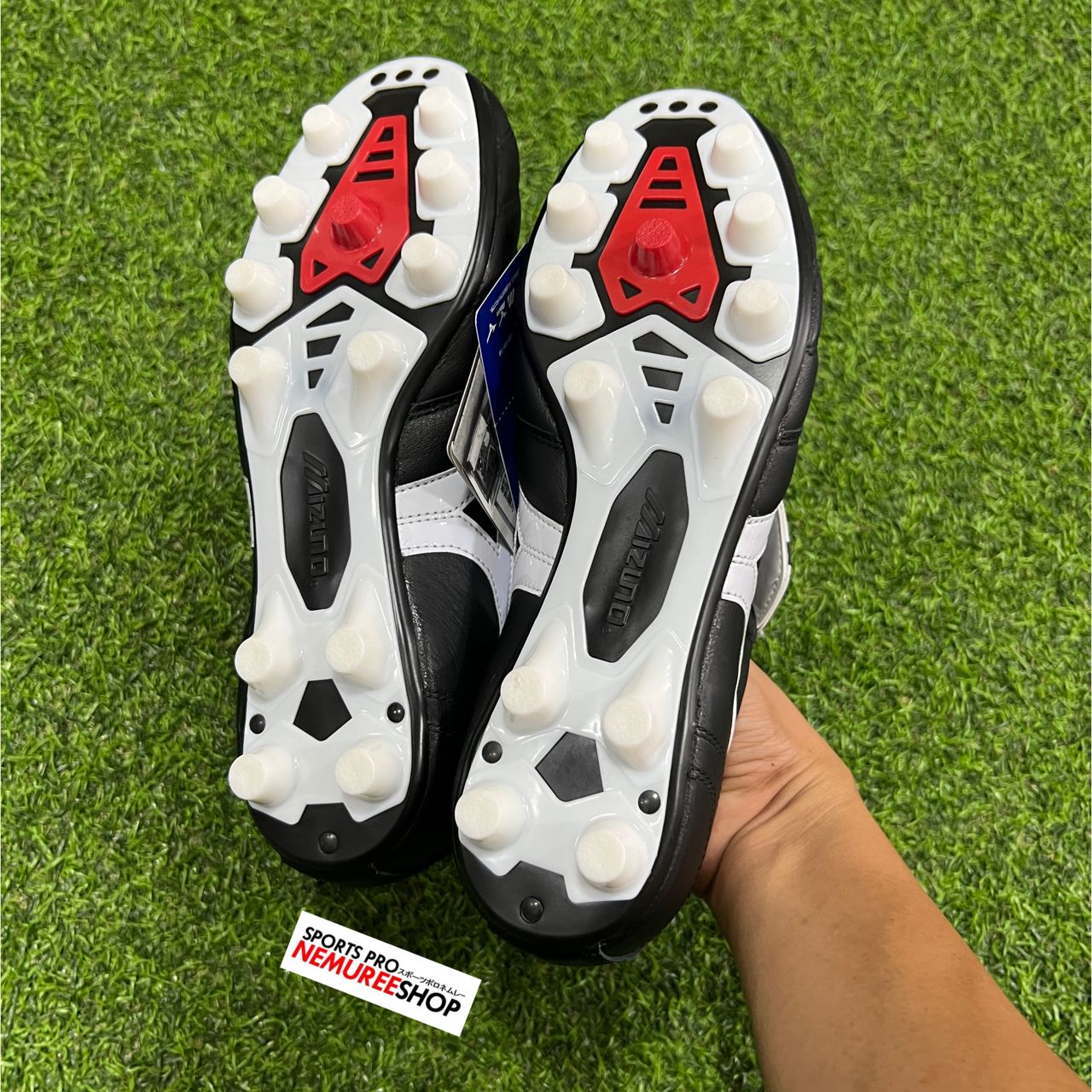 MIZUNO Soccer Shoes MORELIA 2 JAPAN (BLACK/WHITE) - Sports Pro Nemuree Shop - Online Sports Store