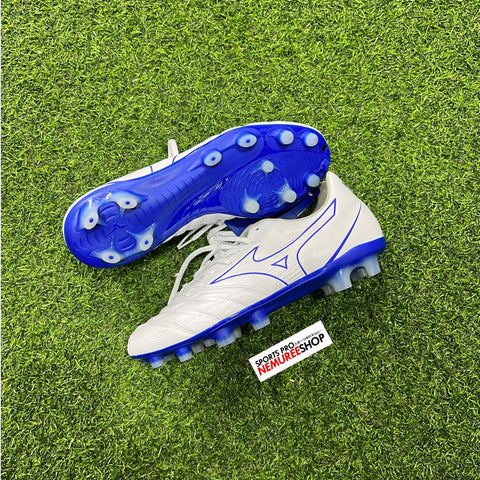 MIZUNO Soccer Shoes REBULA CUP PRO (WHITE/BLUE) - Sports Pro Nemuree Shop - Online Sports Store